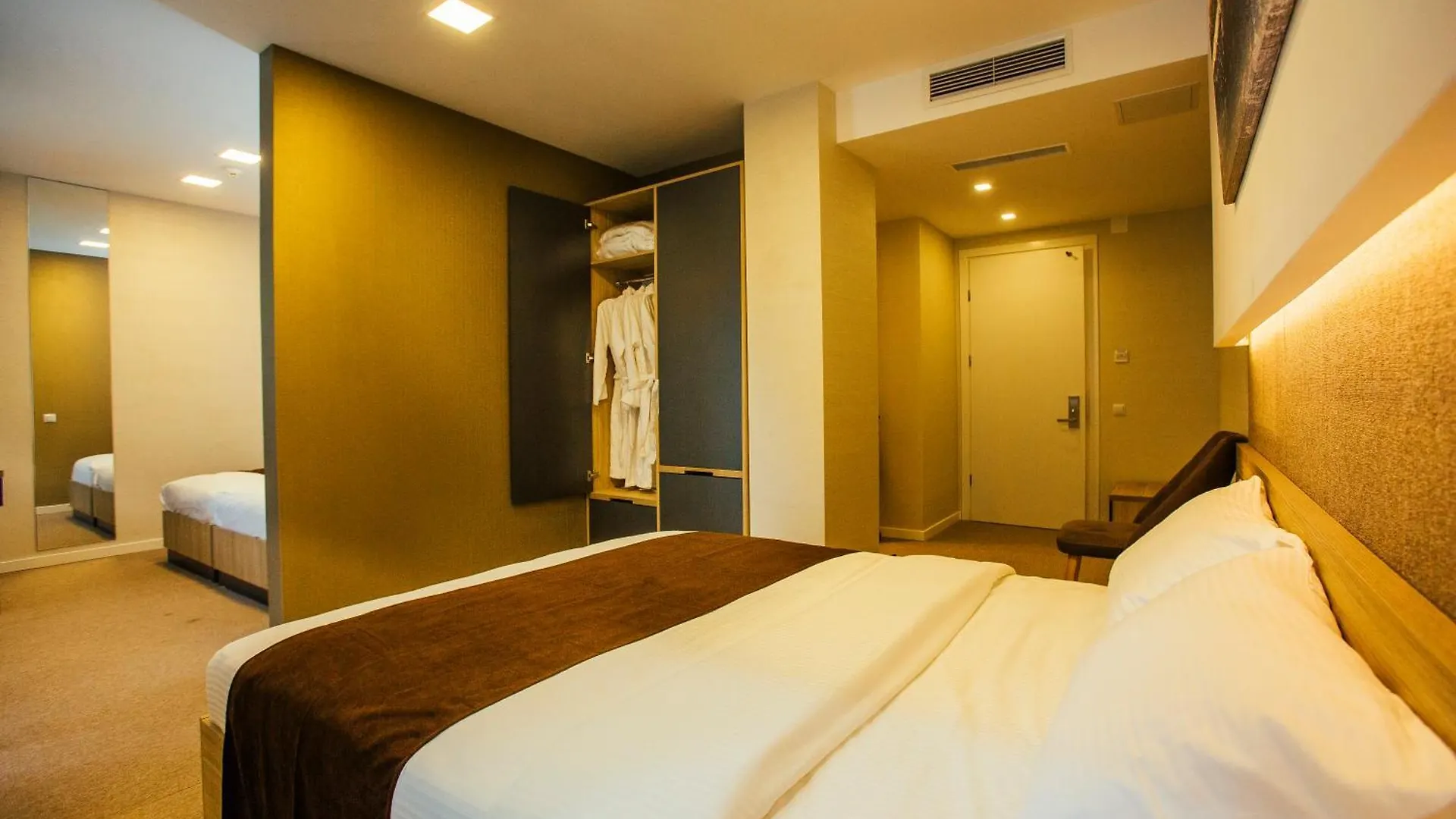 West Hotel Ataman Batumi 3*,